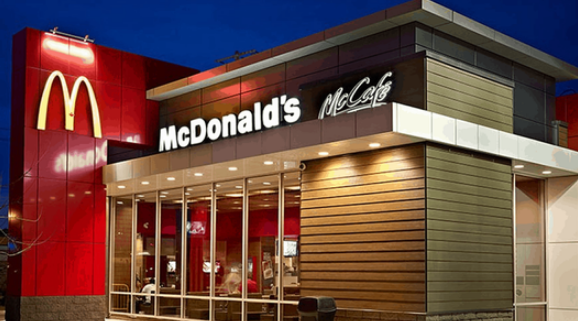 麦当劳宣布给美国3.6万直营店员工加薪 拟招聘1万新员工