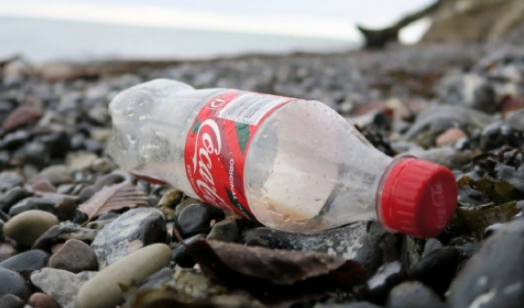 可口可乐承诺2030年可重复使用包装占比达25%